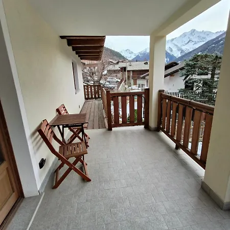 Maison De Mando *